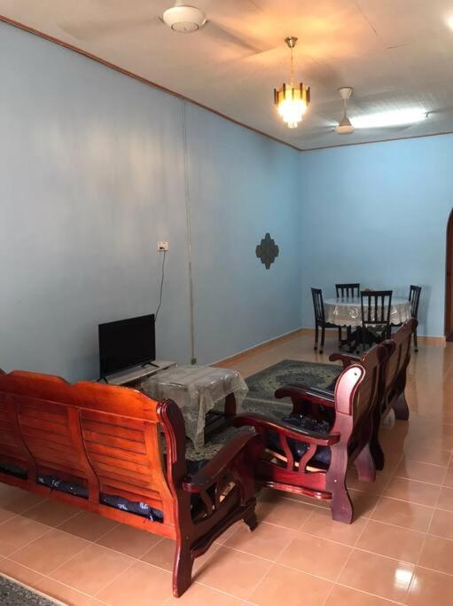 Homestay Che Mat Κουάλα Τερενγκάνου Εξωτερικό φωτογραφία